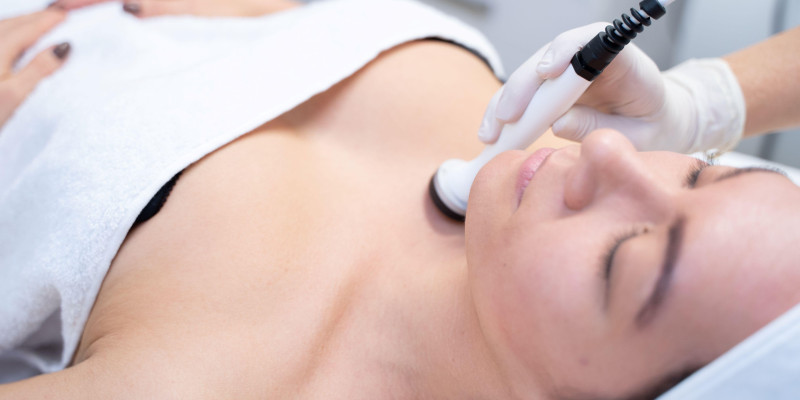 Foto: Firming the skin of the neck and décolleté